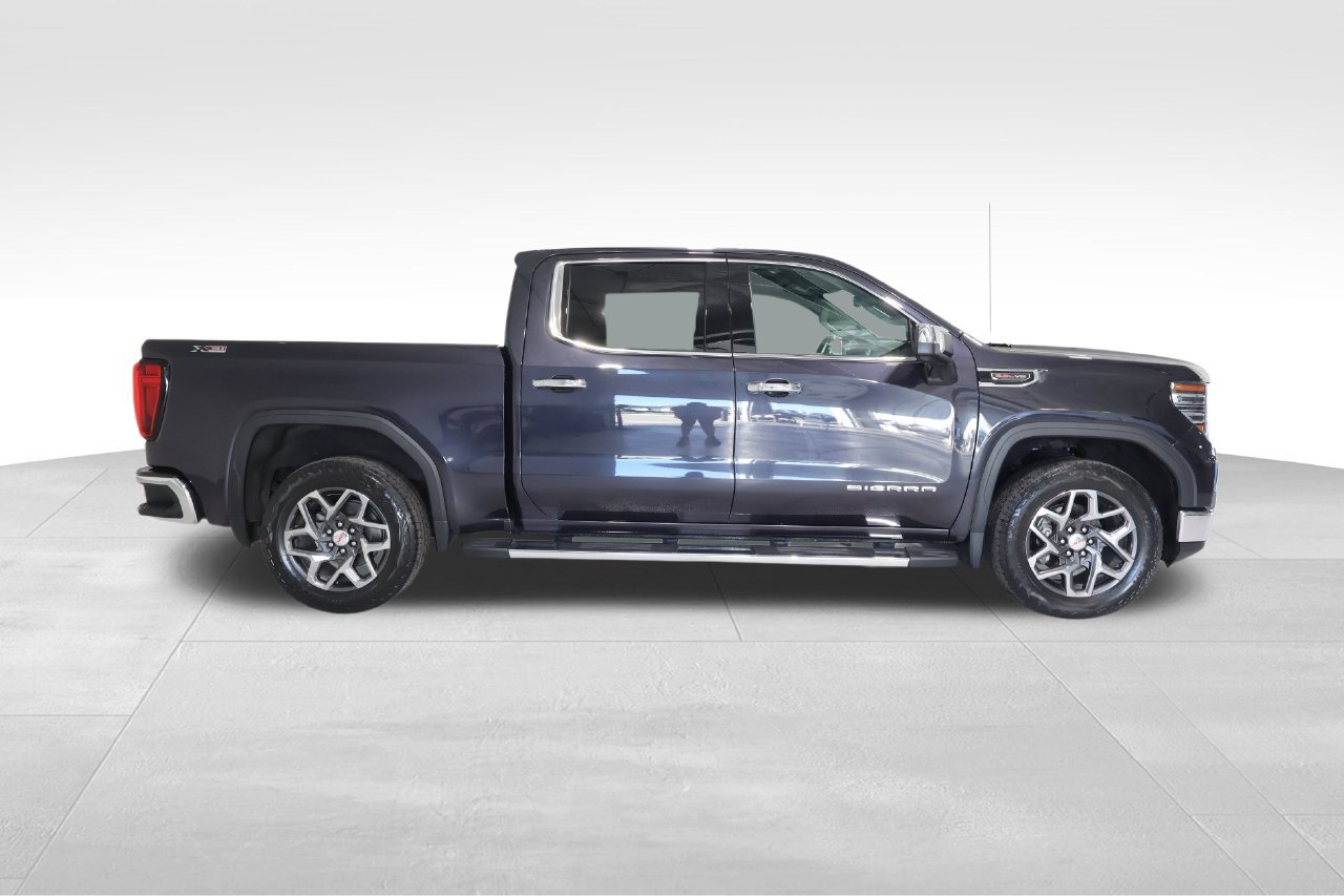 Certified 2023 GMC Sierra 1500 SLT w/ SLT Premium Plus Package AWD/4WD image 5