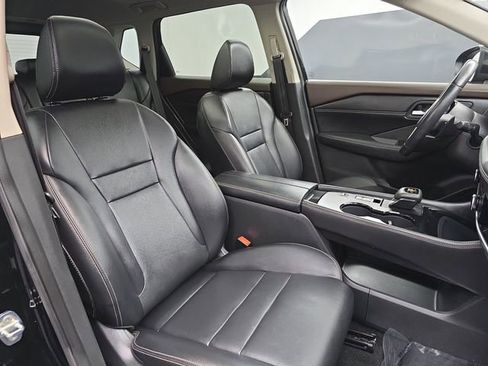 Used 2023 Nissan Rogue SL image 49