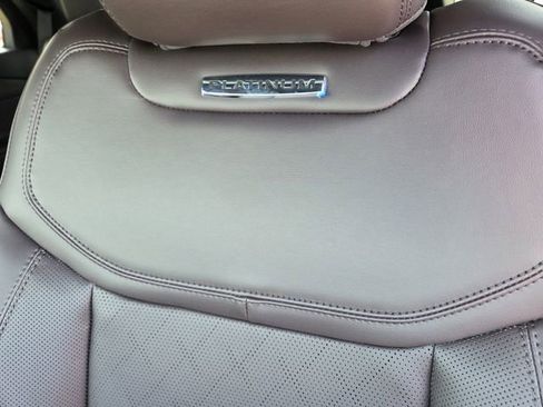 New 2026 Ford Explorer Platinum image 36