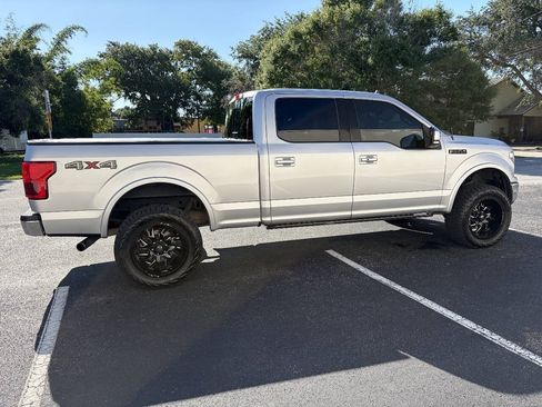 Used 2019 Ford F150 Lariat w/ Equipment Group 502A Luxury AWD/4WD image 5