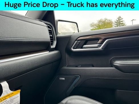 Used 2024 Chevrolet Silverado 1500 LT Trail Boss w/ Convenience Package II AWD/4WD image 20