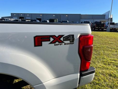 Used 2020 Ford F250 Platinum w/ FX4 Off-Road Package image 52