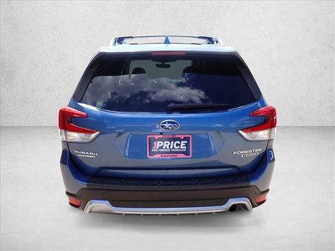 Used 2023 Subaru Forester Touring AWD/4WD image 3