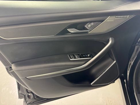 Used 2023 Jaguar F-PACE SVR AWD/4WD image 11