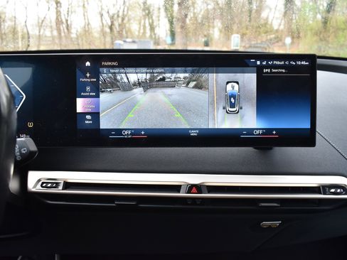 Used 2022 BMW iX xDrive50 w/ Premium Package image 37