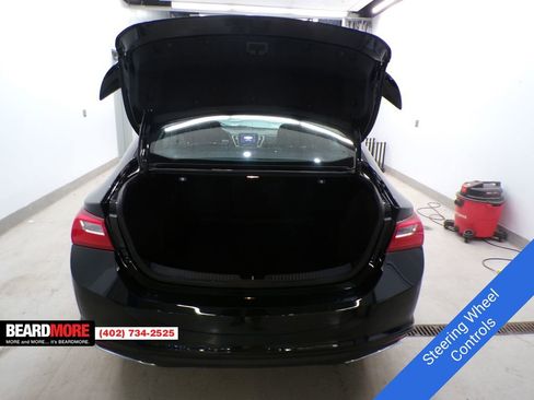 Used 2021 Chevrolet Malibu RS image 11