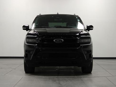 Used 2024 Ford Expedition Limited image 9