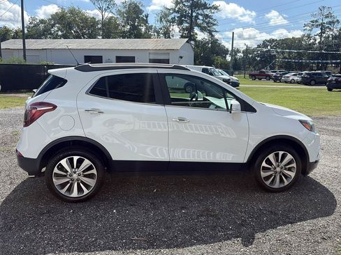 Used 2017 Buick Encore Preferred FWD image 5