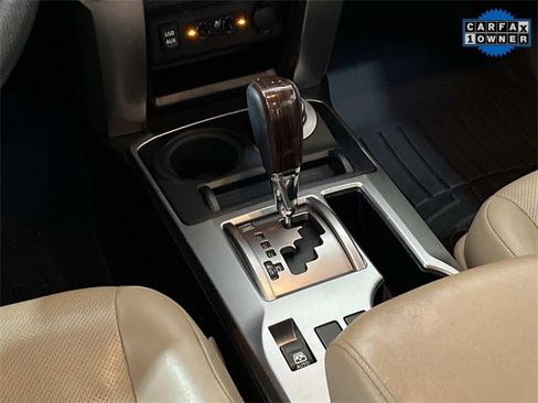 Used 2017 Toyota 4Runner Limited image 14