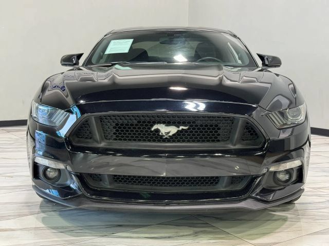 Used 2016 Ford Mustang GT RWD image 3