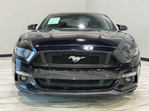 Used 2016 Ford Mustang GT RWD image 3