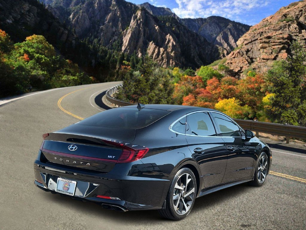 Used 2022 Hyundai Sonata SEL Plus FWD image 3