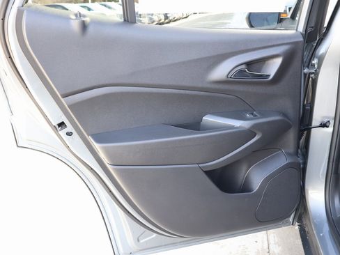 New 2026 Chevrolet Trax LT image 24