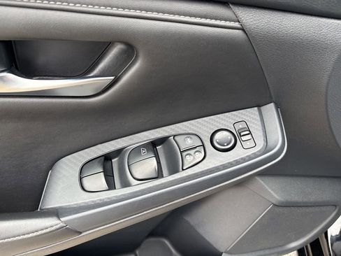 Used 2023 Nissan Sentra SV image 28