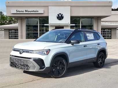 New 2025 Volkswagen Taos SE