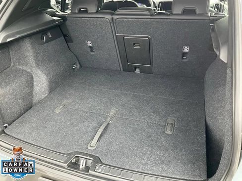 Used 2022 Volvo XC40 P8 Recharge Plus AWD/4WD image 8