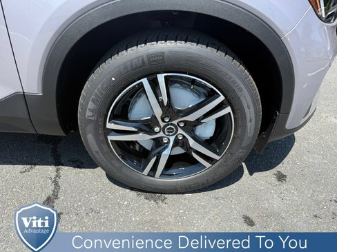 New 2026 Volvo XC40 B5 Core w/ Protection Package Premier AWD/4WD image 10