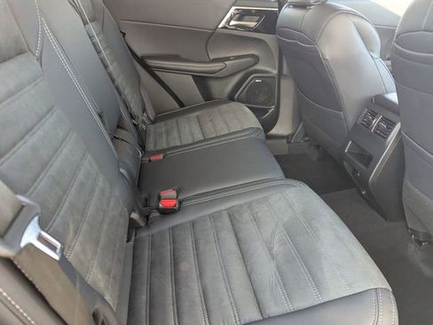 New 2026 Mitsubishi Outlander SE AWD/4WD image 9