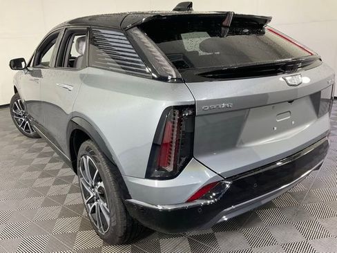 New 2026 Cadillac Optiq Sport 1 w/ LPO, Floor Liner Package AWD/4WD image 29