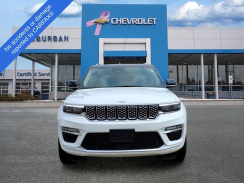 Used 2022 Jeep Grand Cherokee Summit w/ Luxury Tech Group V AWD/4WD image 2