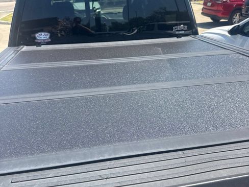 Used 2017 Ford F150 Lariat AWD/4WD image 11