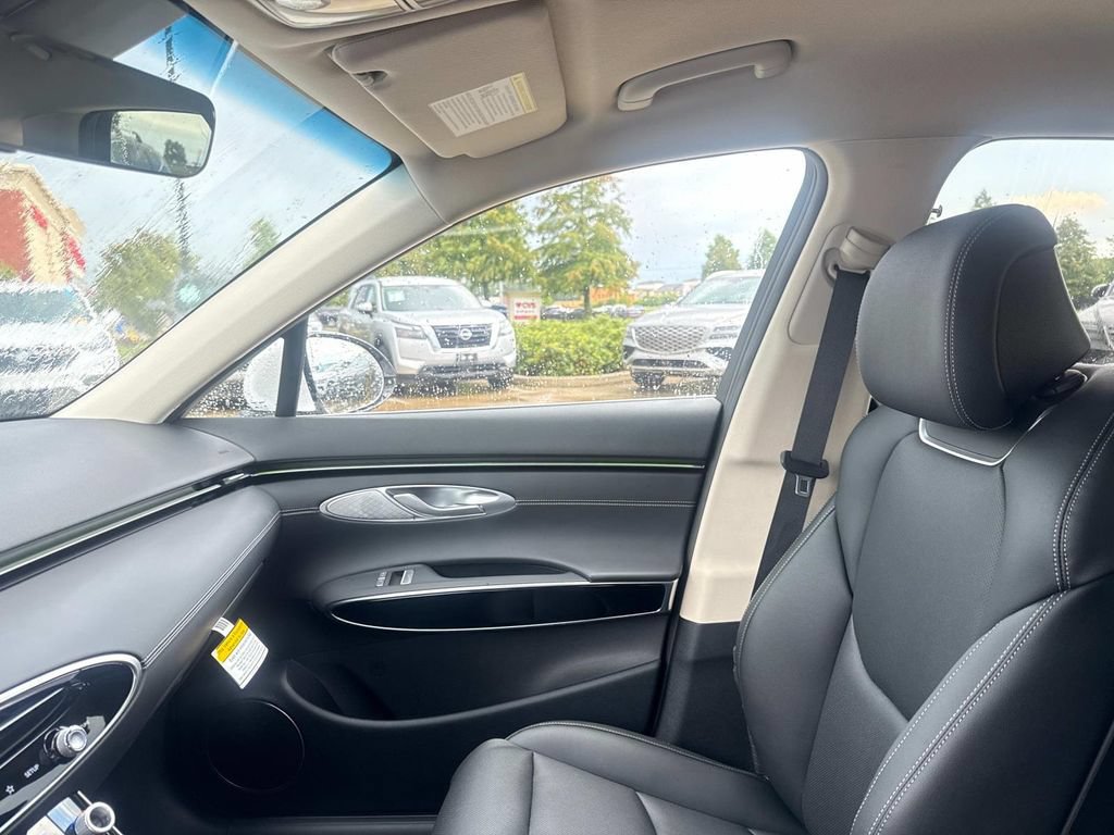New 2026 Genesis GV70 2.5T AWD/4WD image 18