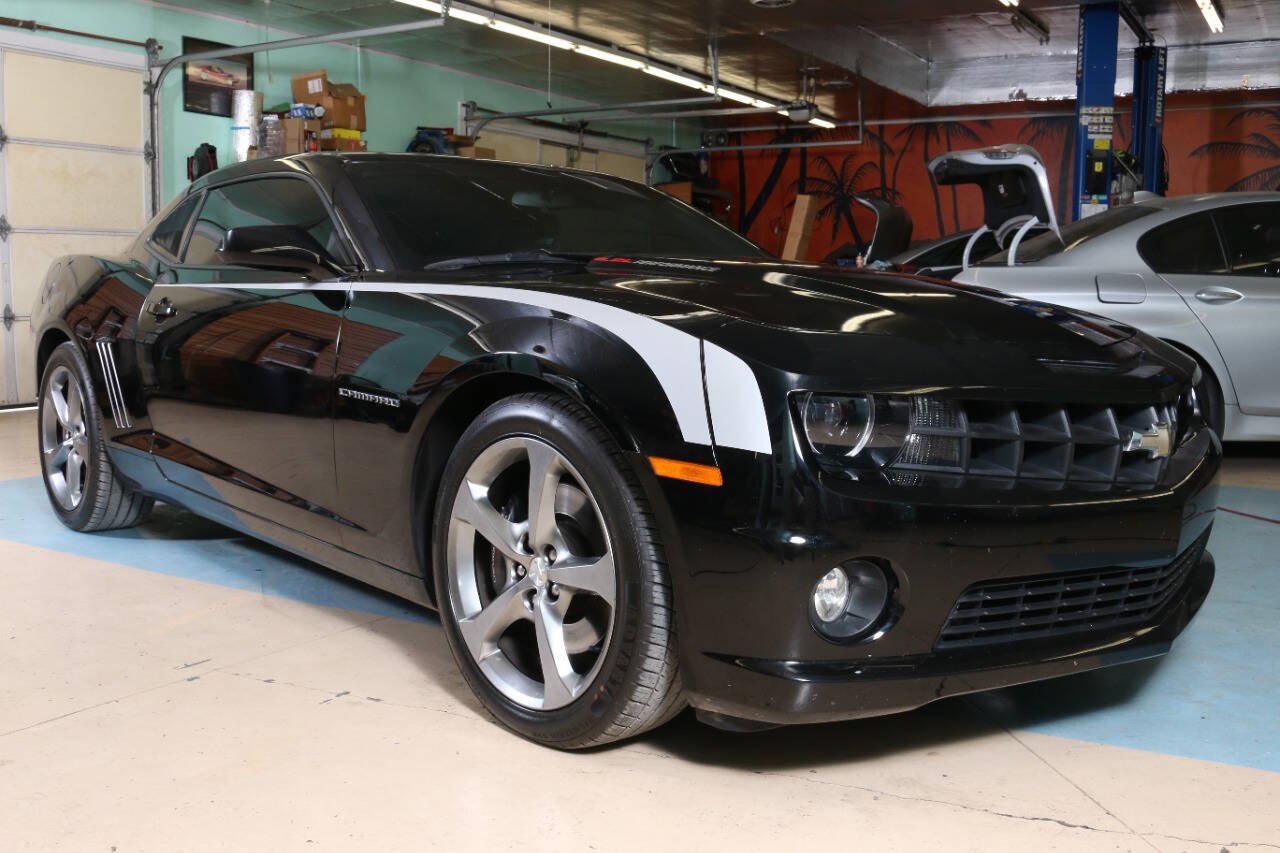 Used 2013 Chevrolet Camaro SS w/ RS Package RWD image 1