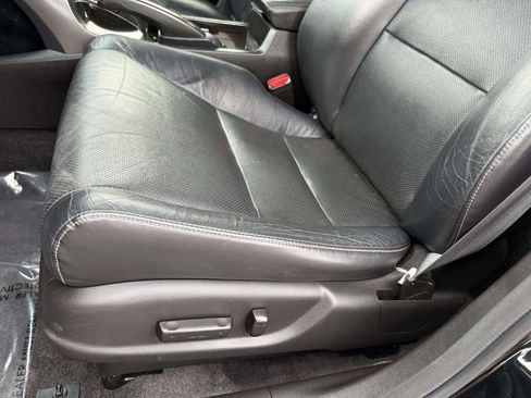 Used 2013 Acura TSX Sedan image 12