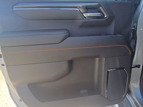 Used 2024 GMC Sierra 1500 AT4 w/ Technology Package AWD/4WD image 13