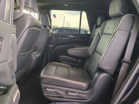 Used 2024 Cadillac Escalade Sport RWD image 30
