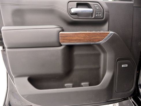 Used 2020 Chevrolet Silverado 2500 High Country w/ Z71 Off-Road Package image 14