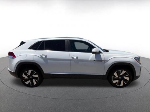 Used 2026 Volkswagen Atlas Cross Sport SE AWD/4WD image 15