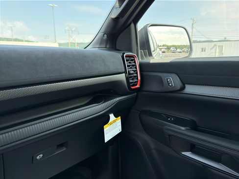 New 2026 Ford Ranger Raptor AWD/4WD image 26