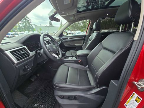 Used 2023 Volkswagen Atlas SE AWD/4WD image 21