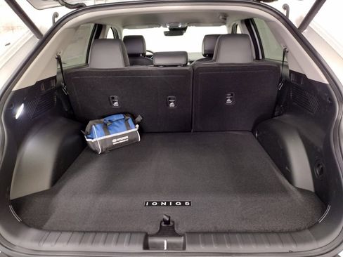 New 2026 Hyundai Ioniq 5 SEL image 17