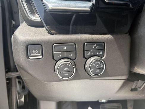 Used 2024 Chevrolet Silverado 2500 LT w/ Convenience Package AWD/4WD image 18