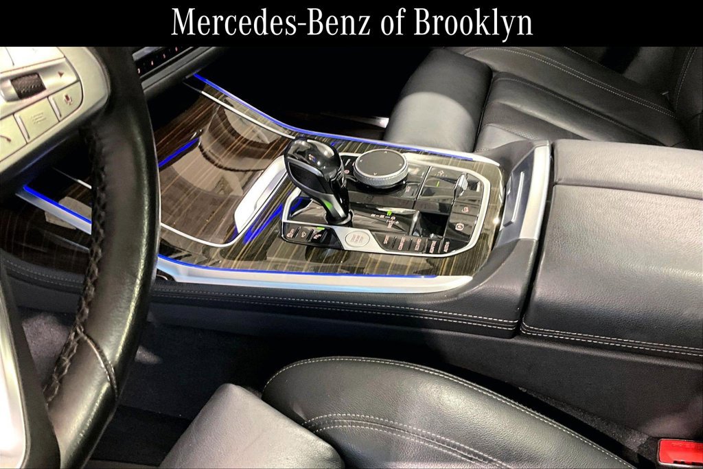 Used 2021 BMW X7 xDrive40i w/ Premium Package 2 AWD/4WD image 17