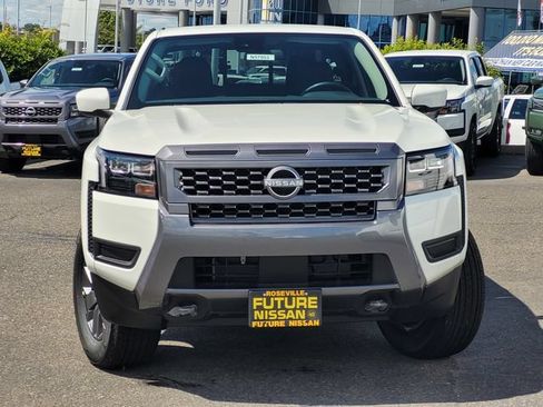 New 2026 Nissan Frontier SV w/ Tow Package AWD/4WD image 2