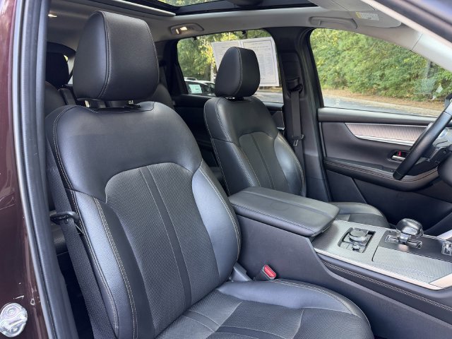 Used 2024 MAZDA CX-90 3.3 Turbo w/ Premium Package AWD/4WD image 37