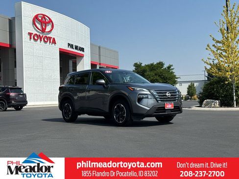 Used 2025 Nissan Rogue SV AWD/4WD image 1