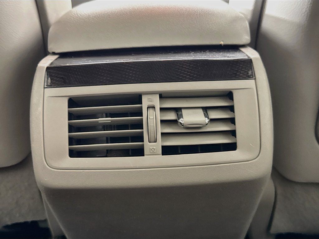 Used 2010 Toyota Venza FWD image 27