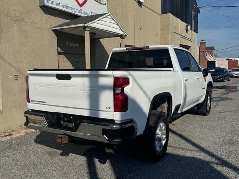 Used 2021 Chevrolet Silverado 2500 LT w/ Z71 Off-Road Package AWD/4WD image 4