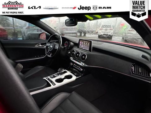 Used 2018 Kia Stinger GT2 image 30