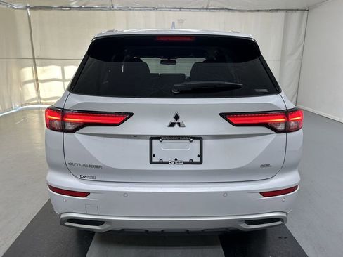 Used 2023 Mitsubishi Outlander SEL image 22
