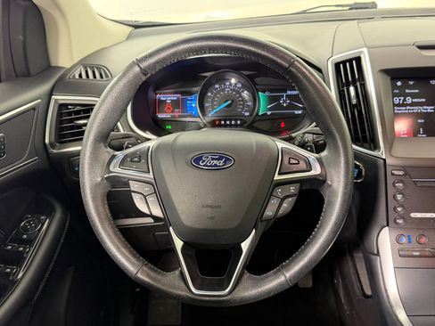Used 2018 Ford Edge Titanium w/ Equipment Group 301A image 21