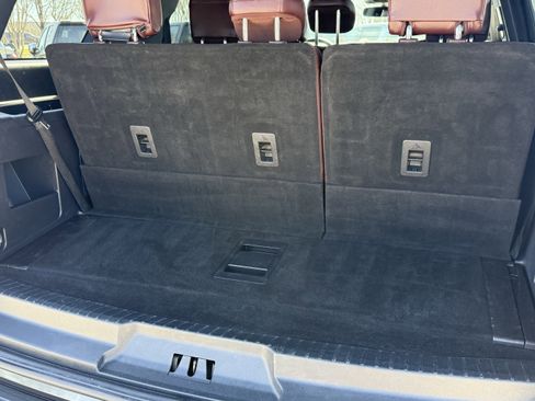 Used 2024 Ford Expedition Limited image 34