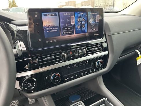 New 2026 Nissan Pathfinder SL image 23