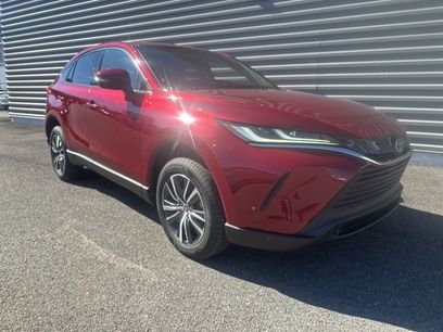 Used 2023 Toyota Venza LE