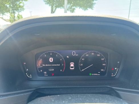 Used 2025 Honda Accord SE image 18