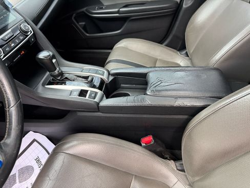 Used 2017 Honda Civic Touring image 21